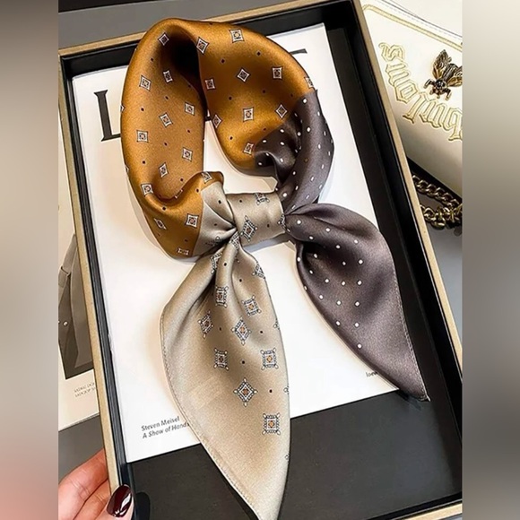 Accessories - 🎁🎁New ladies scarf  🎁🎁add any 2 $9 items for $15